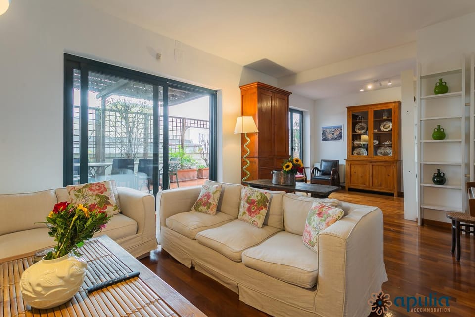 Living room, Seating area