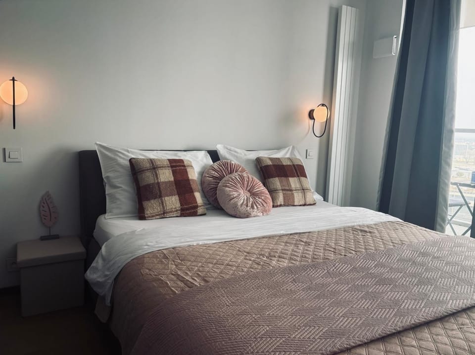 EuroveaGreyLuxury Apartment in Bratislava