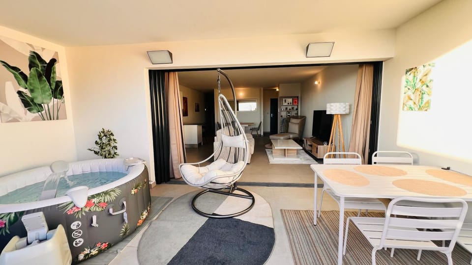 Le Rêve Bleu Grand Anse Apartment in Réunion