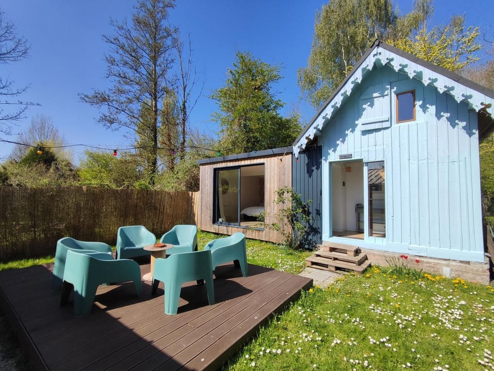 Cabane bleue des Hortillonnages House in Amiens
