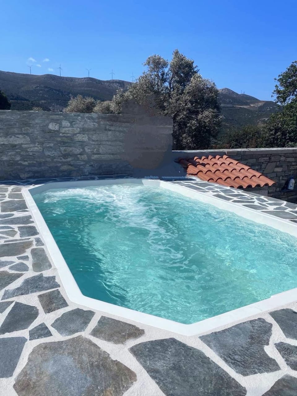 Day, Natural landscape, Hot Tub, Mountain view, Swimming pool