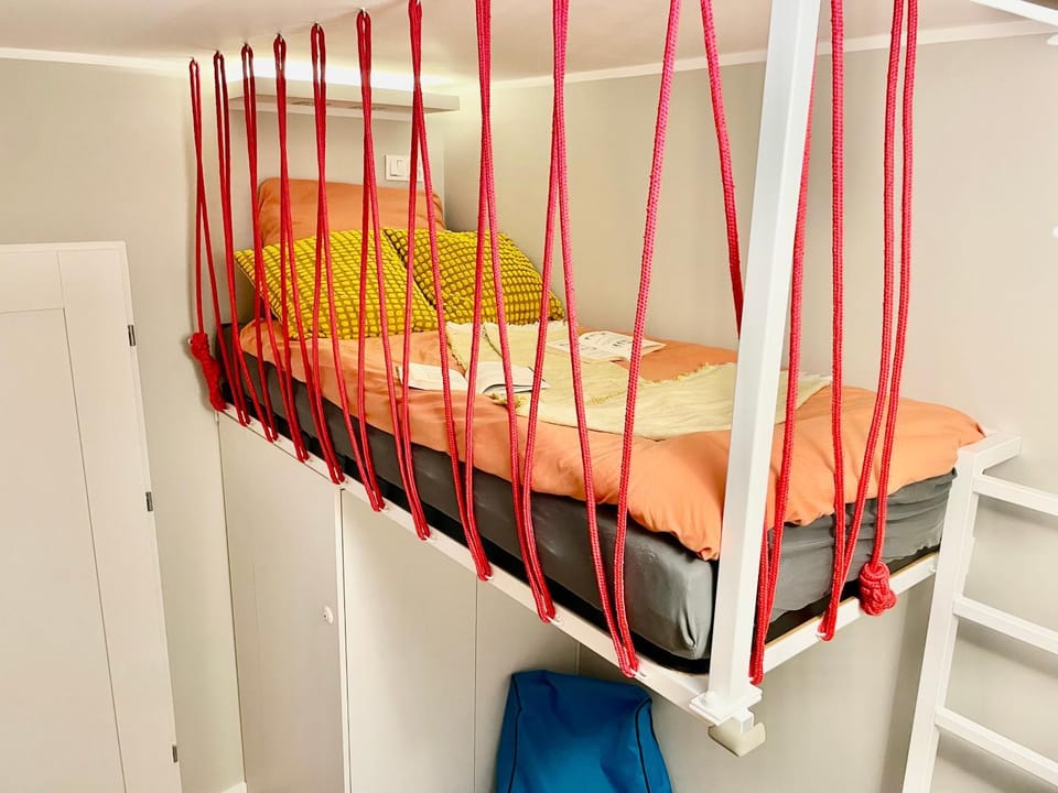 Bed, Photo of the whole room, Bedroom, bunk bed