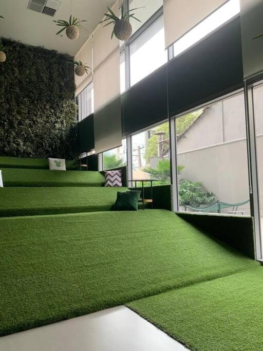 Spa and wellness centre/facilities, Business facilities