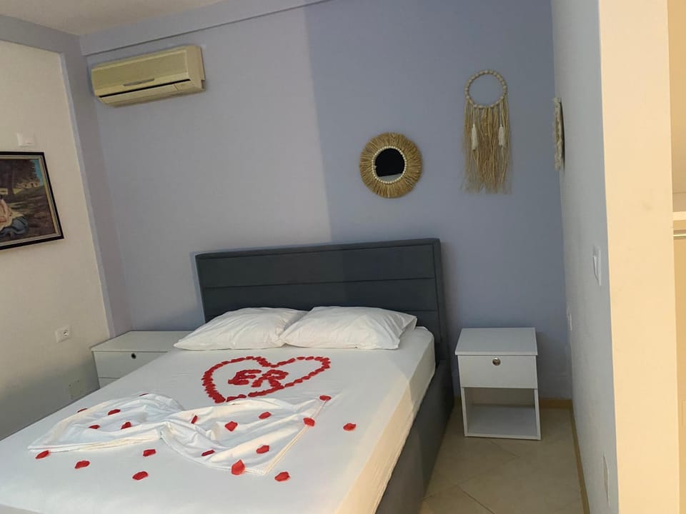 Xhorxhia &Room Apartment in Tirana