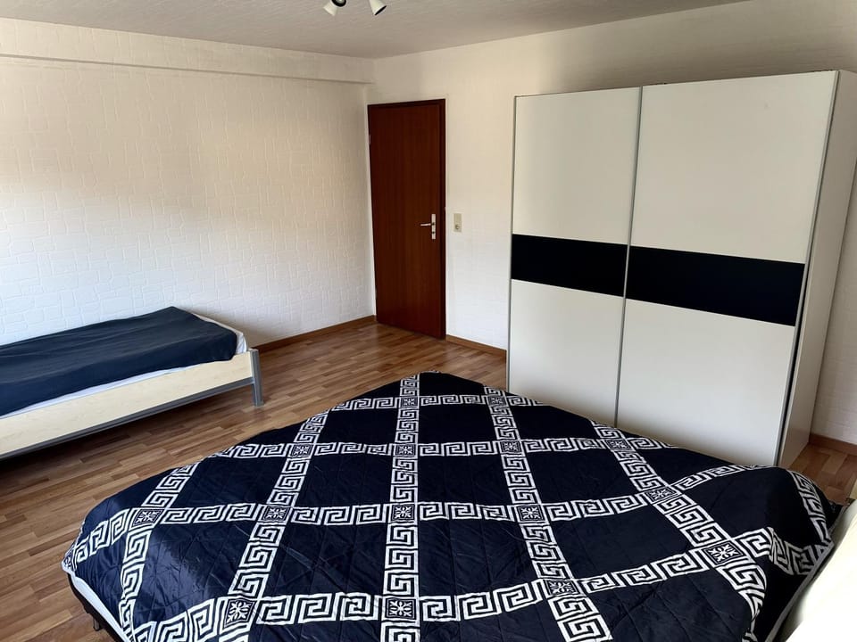 Bed, Photo of the whole room, Bedroom, wardrobe