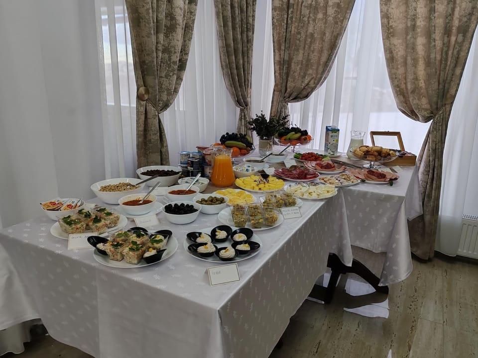 Food, Buffet breakfast