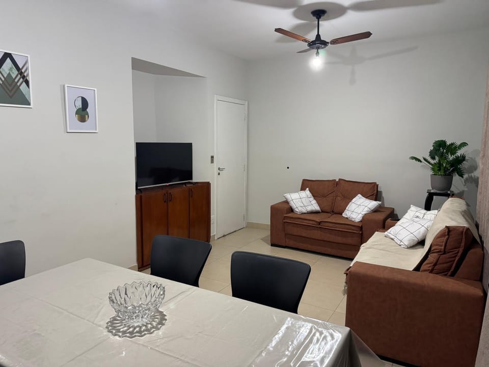 Apartamento de 3 quartos - Cabo Frio - 9 minutos da praia Apartment in Cabo Frio