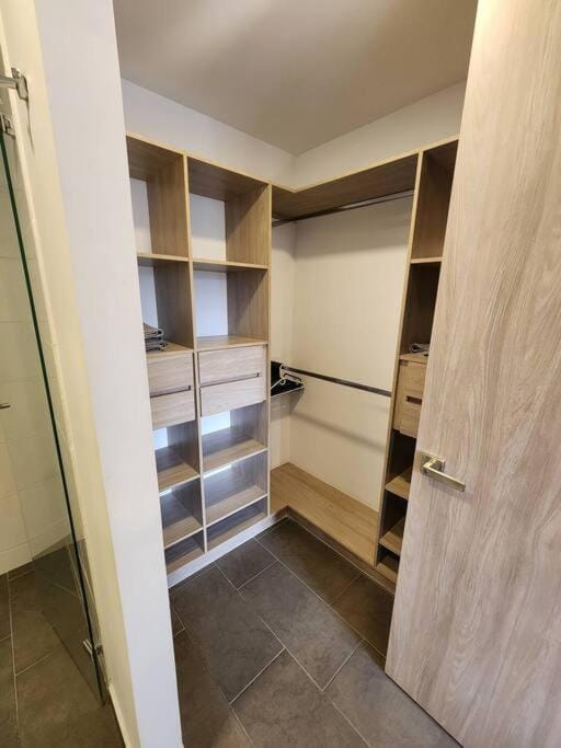 Central Laureles with AC & FAST 200mbps WIFI Apartment in Medellin