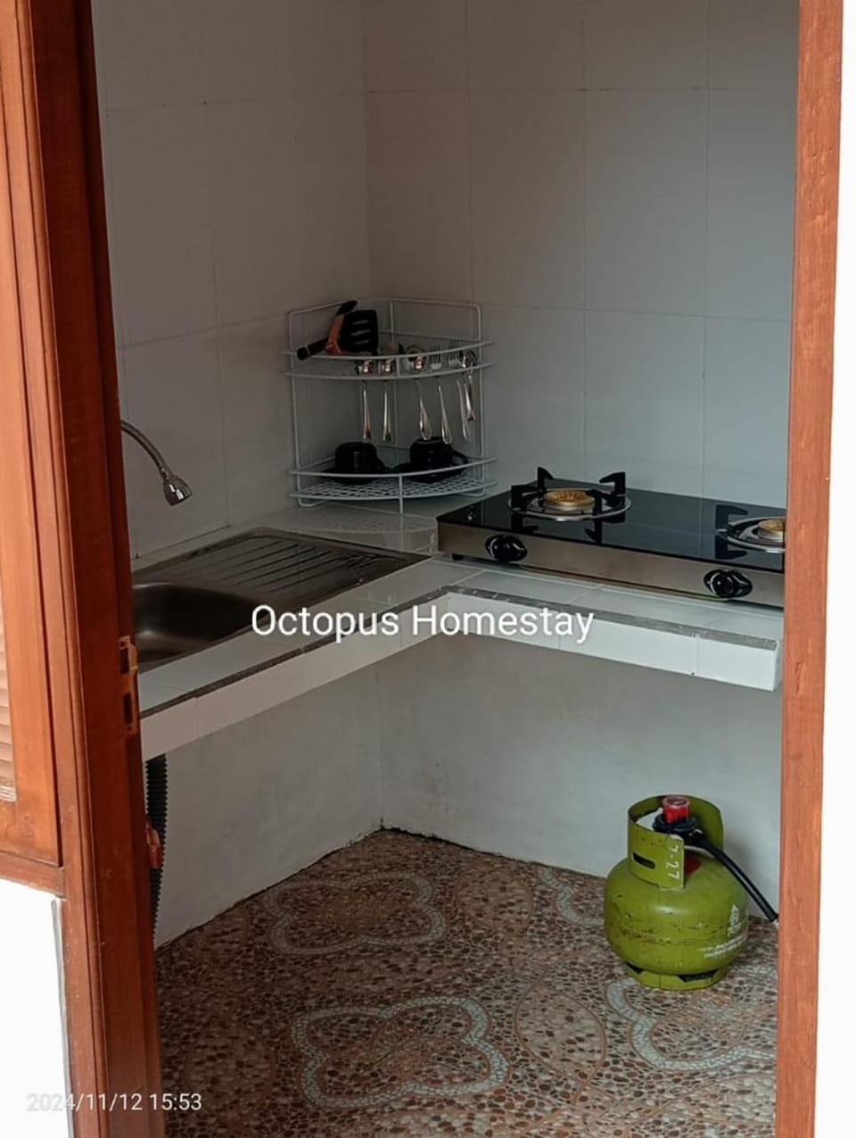 Kitchen or kitchenette, stove