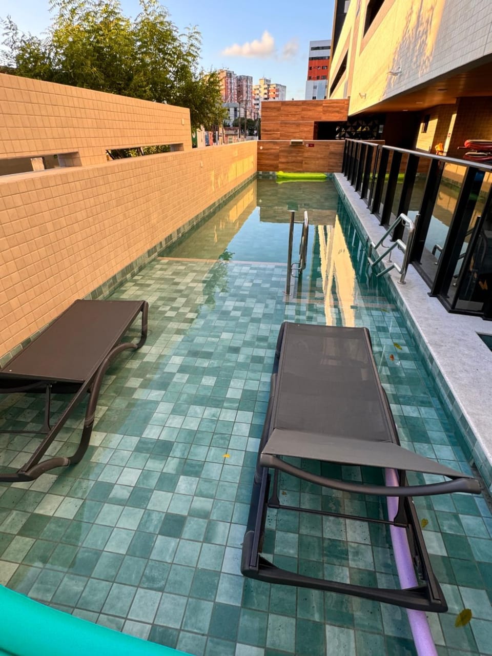 Swimming pool, Swimming pool