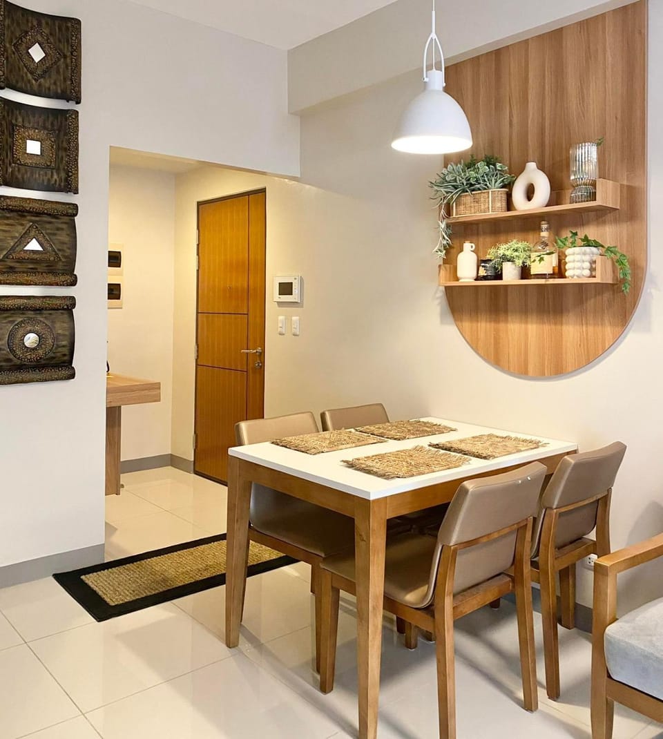 Modern 1 Bedroom Condo Unit with Pool view Apartment in Lapu-Lapu City