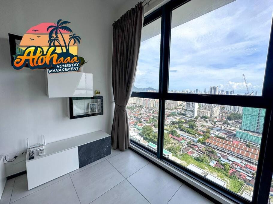 Urban Suite Modern Lifestyle Seaview Georgetown Apartment in George Town