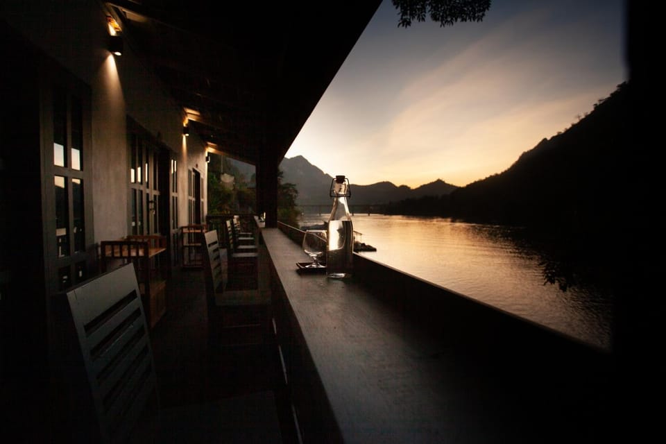 Natural landscape, View (from property/room), Balcony/Terrace, Mountain view, River view, Sunset