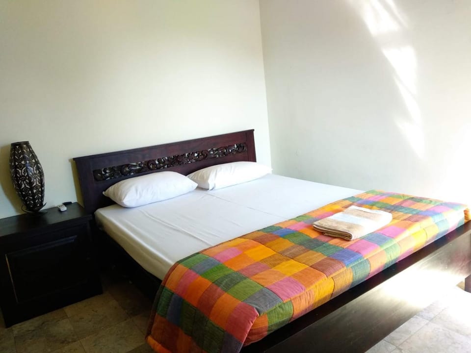 Bed, Photo of the whole room, Bedroom, minibar, safe, air conditioner