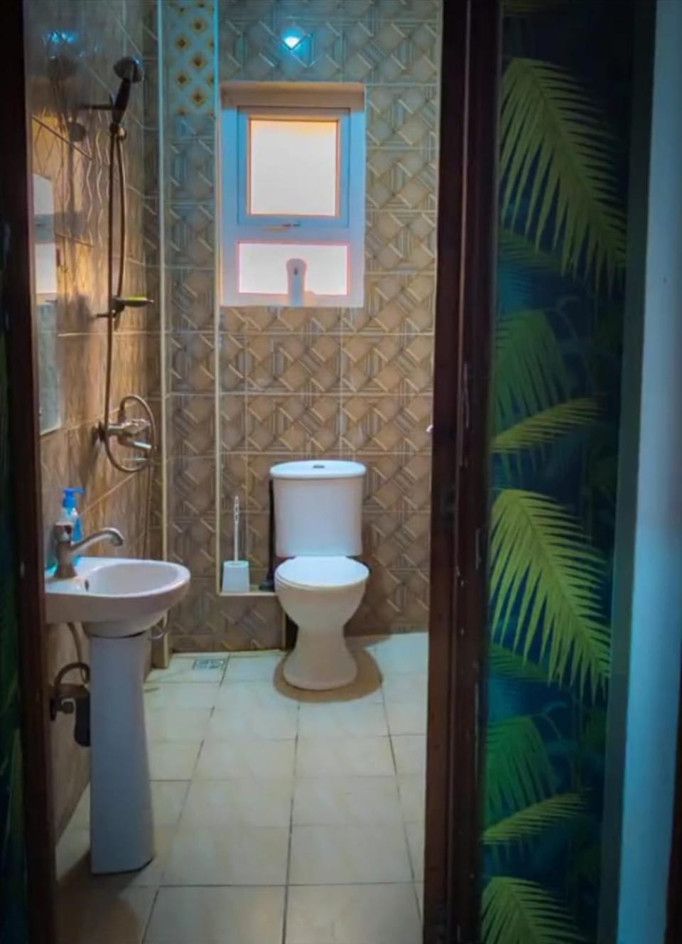 Shower, Toilet, bidet