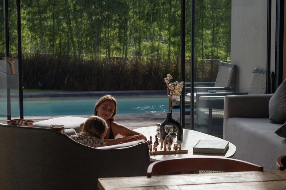 Living room, Pool view