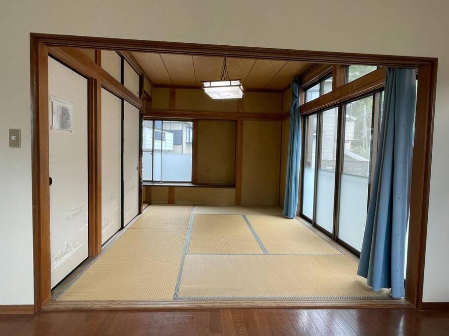 Karatake Valley Apartment in Saitama Prefecture