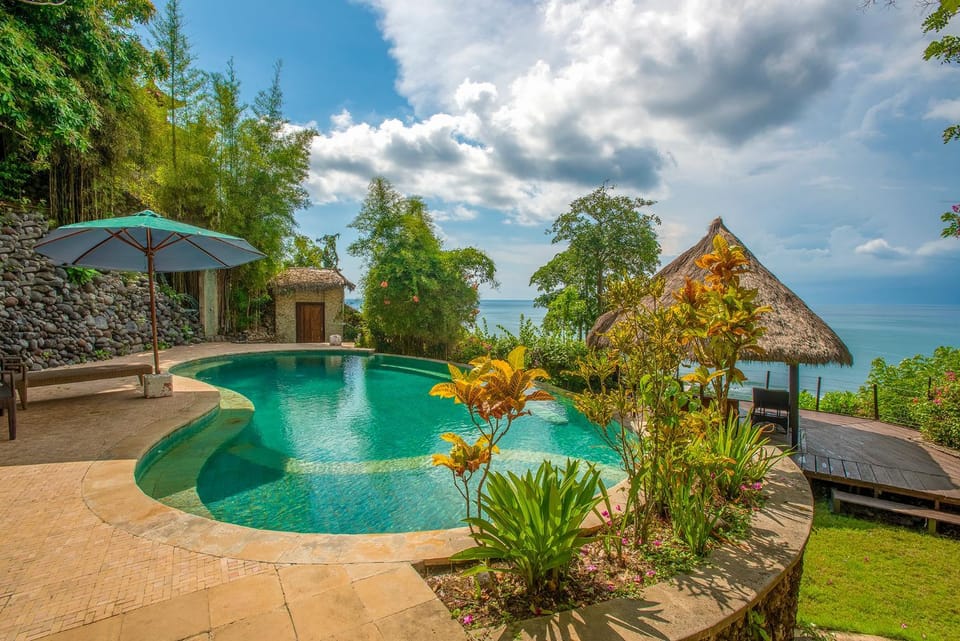 Sea view, Swimming pool