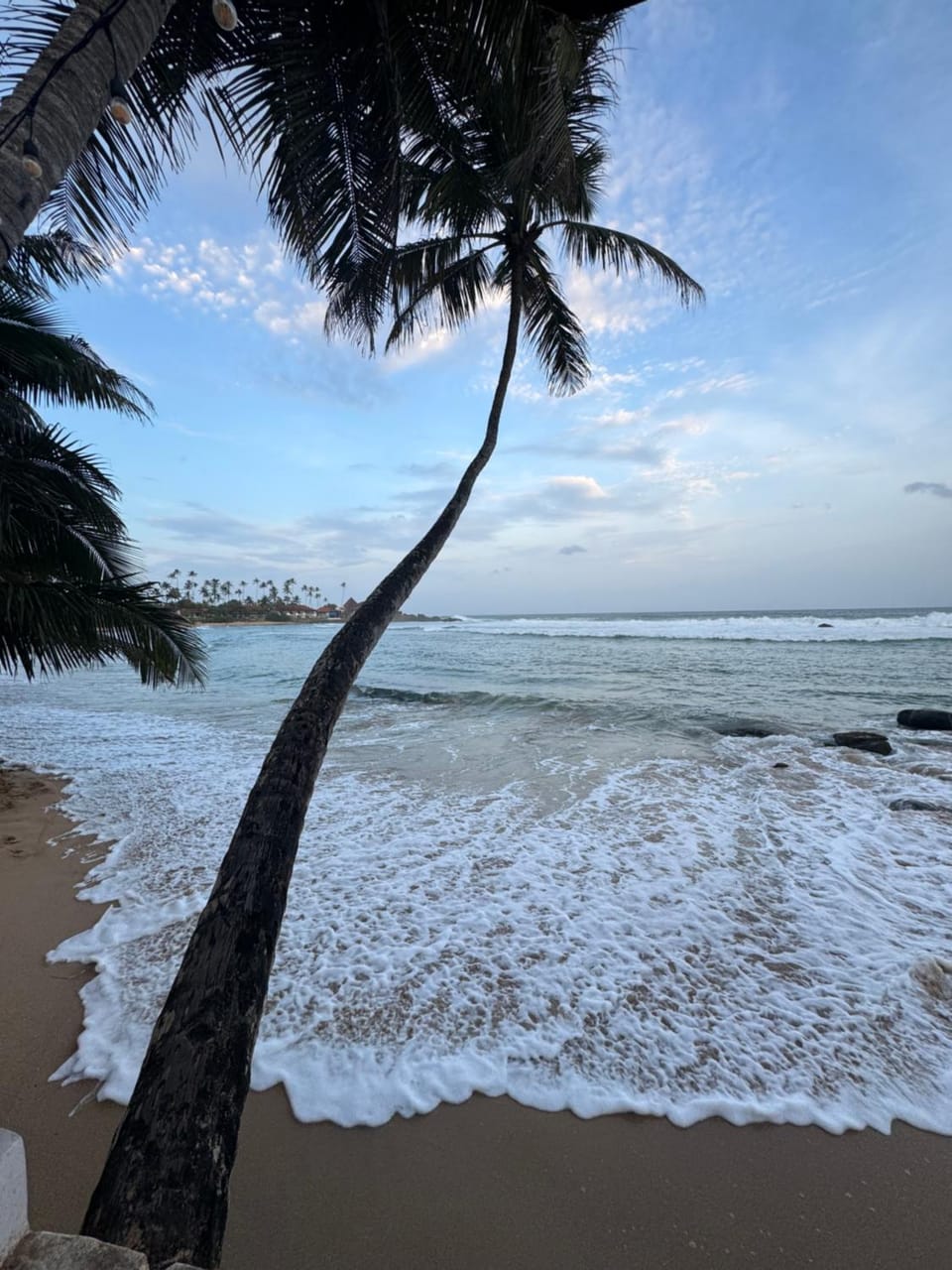 Turtle Beach House Hotel in Southern Province