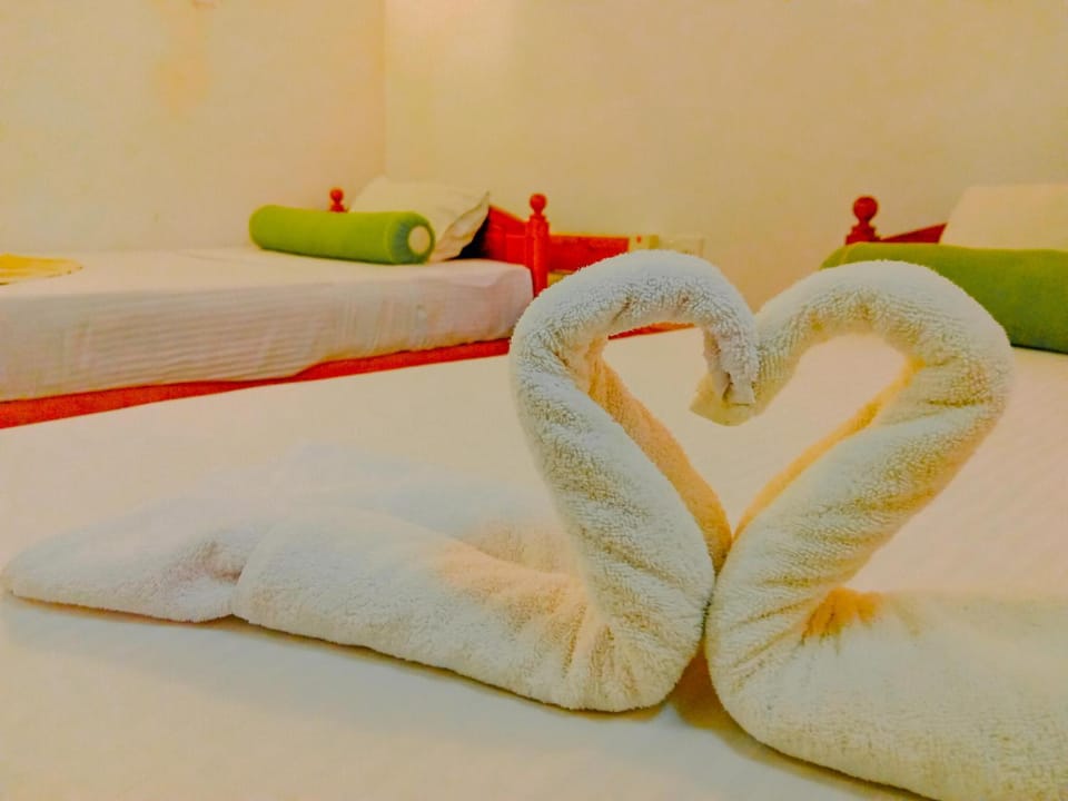 Photo of the whole room, Bedroom, towels
