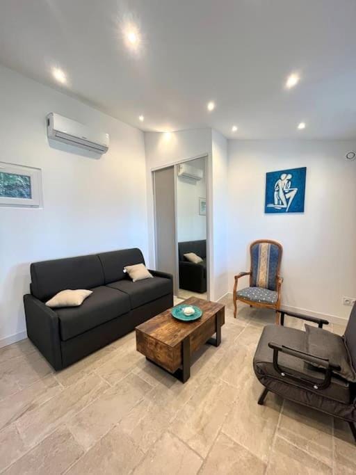 Superbe studio neuf vue mer Apartment in Monticello