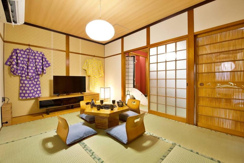 Traditional folk house40 mins from Kansai Airport 1F Apartment in Osaka