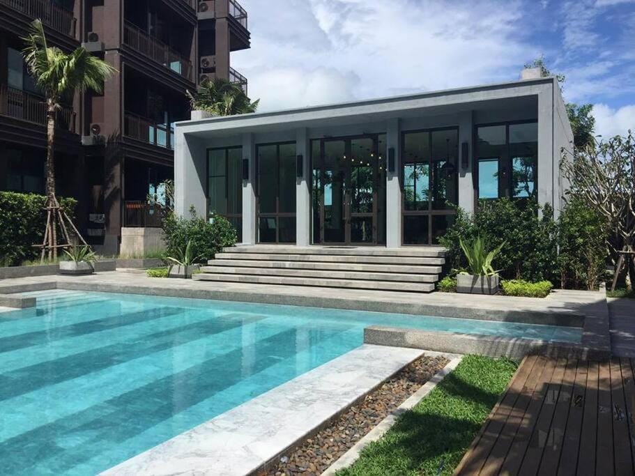 Property building, Garden view, Swimming pool