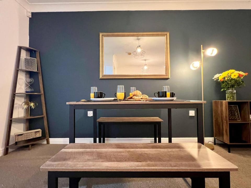 Contractor 4 bed, sleeps 7 long stay discount House in South Kesteven District