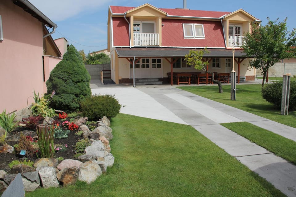 Property building, Garden