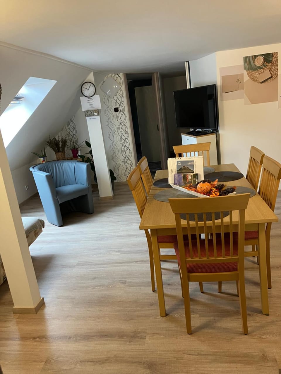 Communal lounge/ TV room, Living room