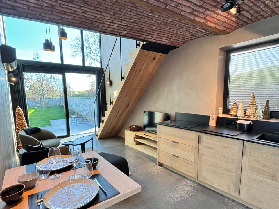 Kitchen or kitchenette, Living room, Dining area