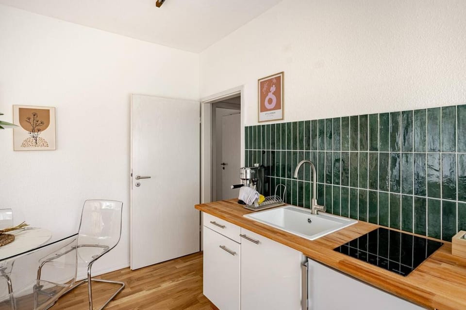 Modernes Designer Loft mit Flair in Hochheim & Tiefgarage Apartment in Wiesbaden