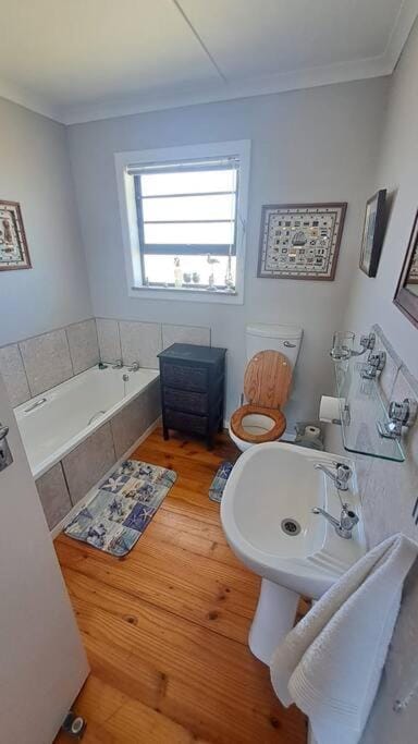 Jolly Mooi's Beach Break House in Eastern Cape