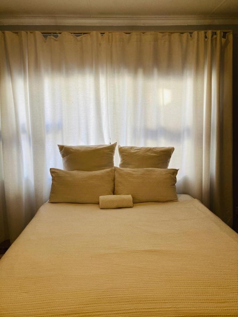 Yamwaale Overnight Accommodation - Otjomuise Ext 4 Vacation rental in Windhoek