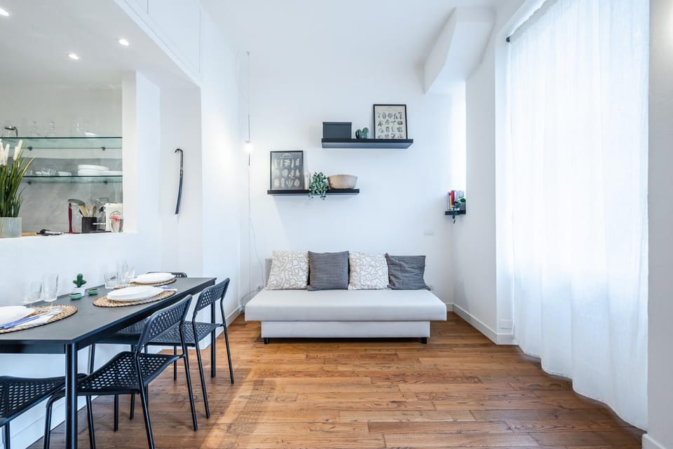 Kitchen or kitchenette, Living room, Seating area