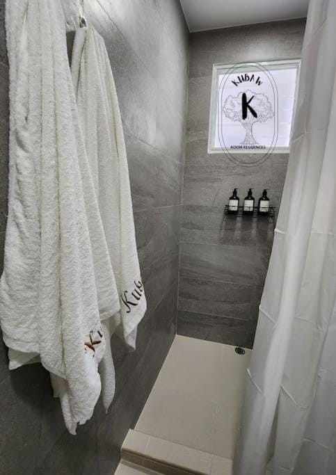 Serene Summer close proximity to Araneta Centre Apartment in Pasig