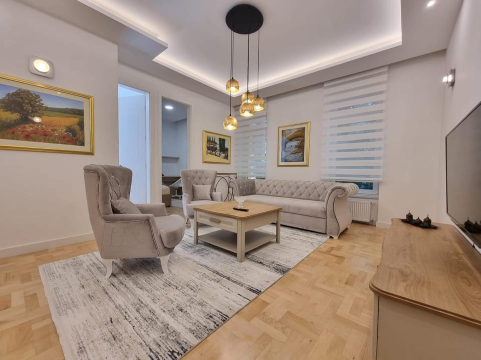 Living room, Seating area