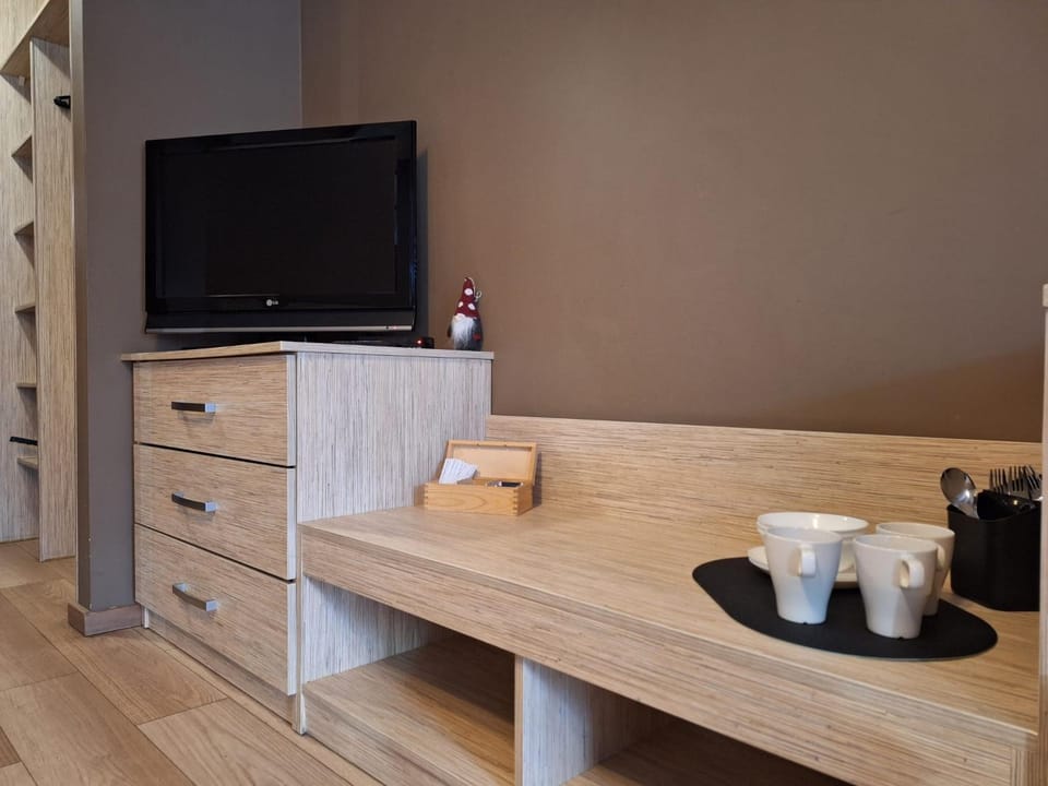 TV and multimedia, Coffee/tea facilities