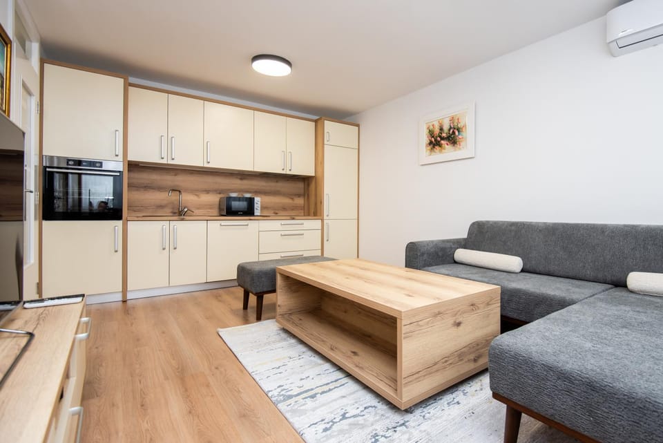 Living room, minibar