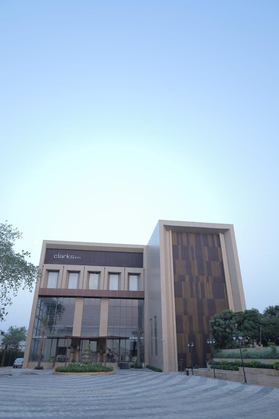 Property building, Day