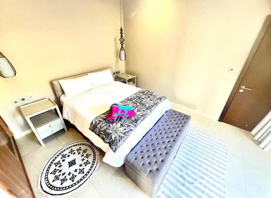 Bed, Photo of the whole room, Bedroom, towels, wardrobe