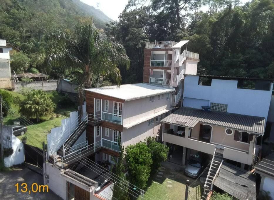 Suite Deluxe Aconchegante com Jacuzzi Bingen Petrópolis Apartment in Duque de Caxias