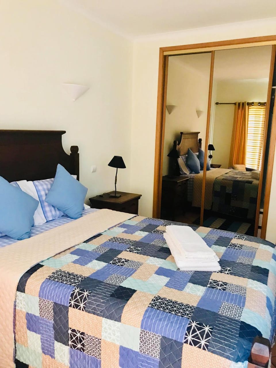 Bella & Gordinho GuestHouse Bed and Breakfast in Lagos
