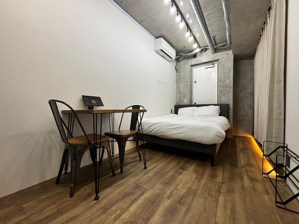 THE BEDROOM Daimyo Apartment hotel in Fukuoka