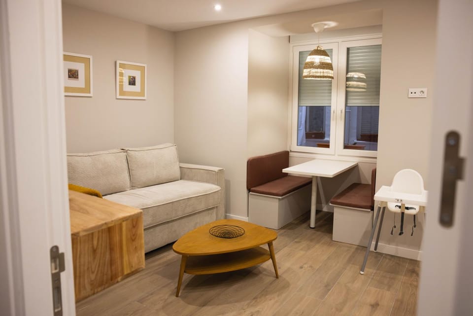 Lounge or bar