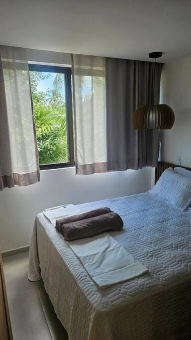 Vila Manah 203, Quarto e sala, acomoda 4 pessoas com Ar Condicionado, Wifi, Smart Tv, Cozinha completa, Portaria 24h e Estacionamento Apartment in State of Alagoas, Brazil