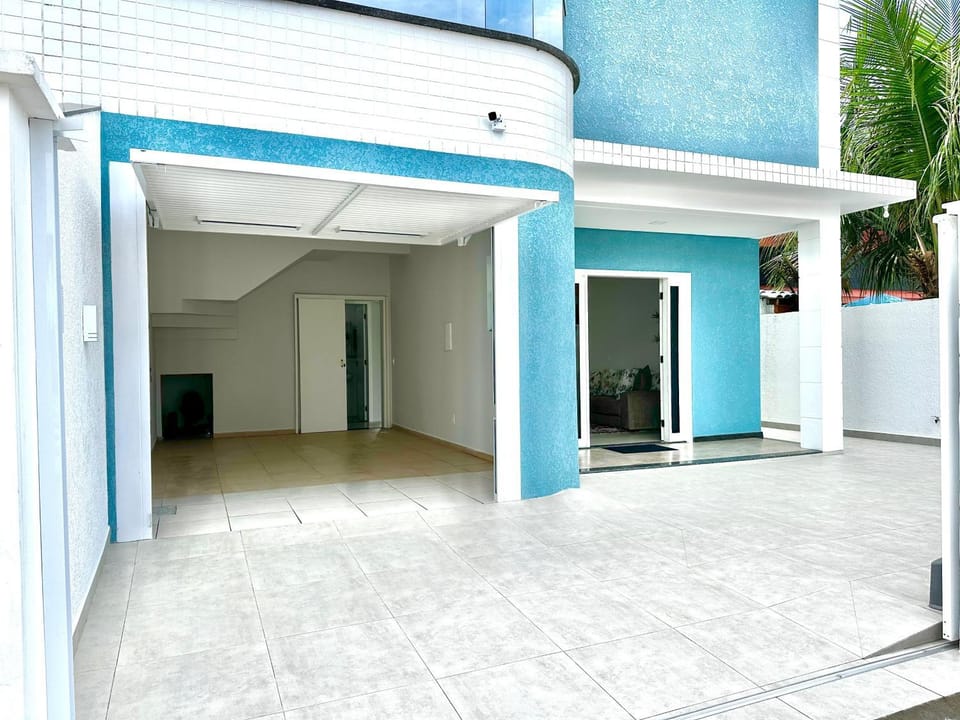 Property building, Parking