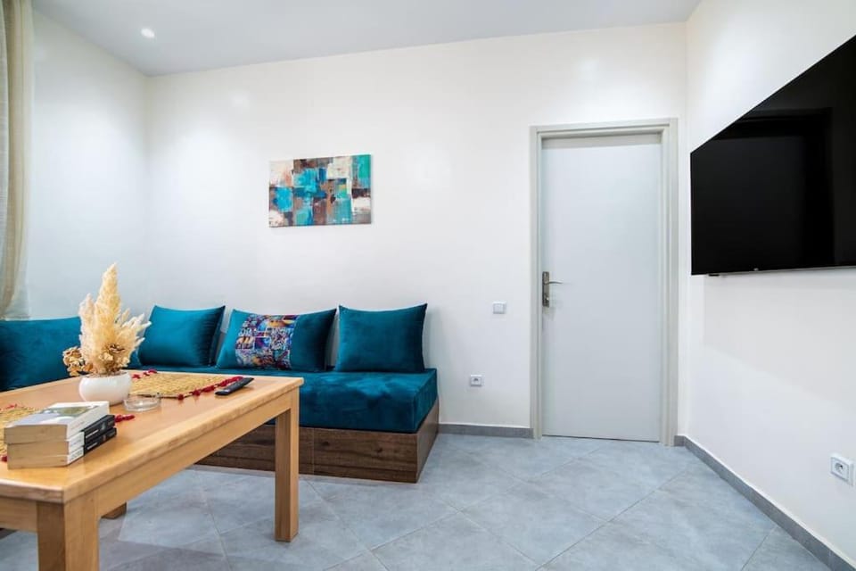 Central Agadir, Modern and Convenient Apartment in Agadir