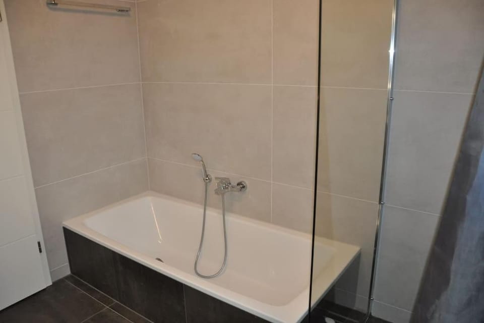 2-Zi Wohn NEU Modern Apartment in Baden-Württemberg