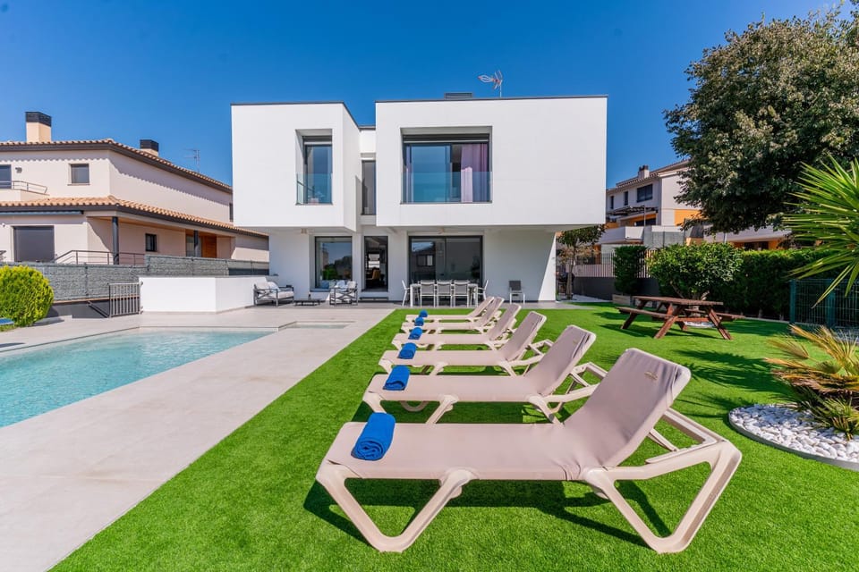 Costa Brava Suites "Villa Ocean" Villa in Baix Empordà